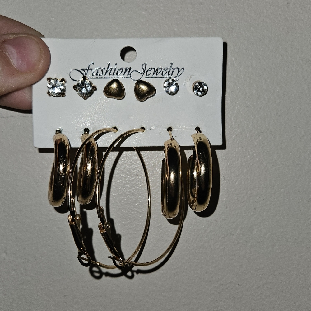 Pack of 6 earrings